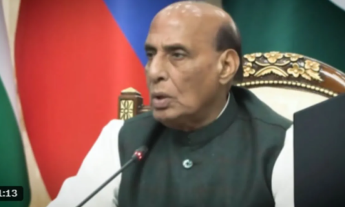 SCO शिखर सम्मेलन में राजनाथ सिंह का पाकिस्तान पर प्रहार, आतंकवाद पर सख्त रुख की अपील